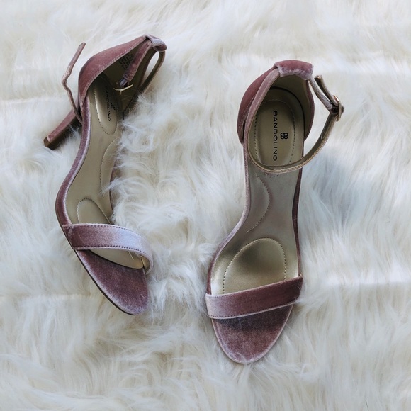 Soft Velvet Pink Pumps - Picture 2 of 4